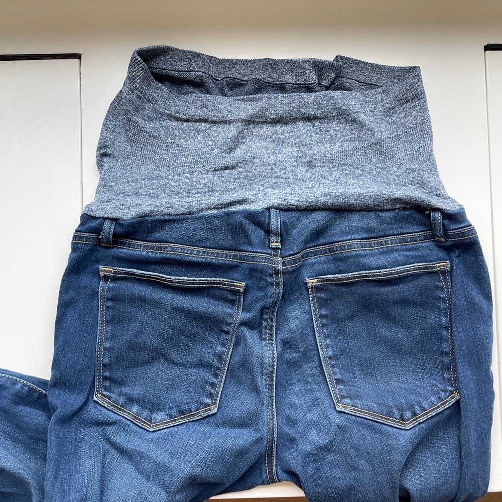 Gap true skinny full panel maternity jeans.
